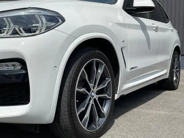 ＢＭＷ Ｘ３ xDrive20d Mスポーツ 青森県 2017(平29)年 5.1万km アルピンホワイトⅢ /4WD/パノラマサンルーフ/黒革シート/ハイラインＰＫＧ　/イノベーションＰ　/ｈａｒｍａｎｋａｒｄサウンド　/ＡＣＣ　　/HUD/全席シートヒーター　/D席メモリー付き//　前席パワーシート /純正HDDナビ　/　(フルセグＴＶ/DVD/Bt/USB//　Screen Mirroring)　/３６０°ドライビングアシストプラス　/パーキングアシストプラス　/衝突軽減ブレーキ/置くだけ充電/オートワイパー/オートマチックハイビーム/LEDライト/前後フォグランプ/パワーバックドア/ウインカーミラー /電動格納ミラー/W/サイド/カーテンエアバッグ/ABS/スマートキー・インテリキー/保証書/取説