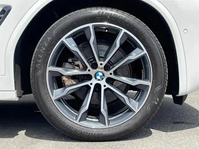 ＢＭＷ Ｘ３ xDrive20d Mスポーツ 青森県 2017(平29)年 5.1万km アルピンホワイトⅢ /4WD/パノラマサンルーフ/黒革シート/ハイラインＰＫＧ　/イノベーションＰ　/ｈａｒｍａｎｋａｒｄサウンド　/ＡＣＣ　　/HUD/全席シートヒーター　/D席メモリー付き//　前席パワーシート /純正HDDナビ　/　(フルセグＴＶ/DVD/Bt/USB//　Screen Mirroring)　/３６０°ドライビングアシストプラス　/パーキングアシストプラス　/衝突軽減ブレーキ/置くだけ充電/オートワイパー/オートマチックハイビーム/LEDライト/前後フォグランプ/パワーバックドア/ウインカーミラー /電動格納ミラー/W/サイド/カーテンエアバッグ/ABS/スマートキー・インテリキー/保証書/取説