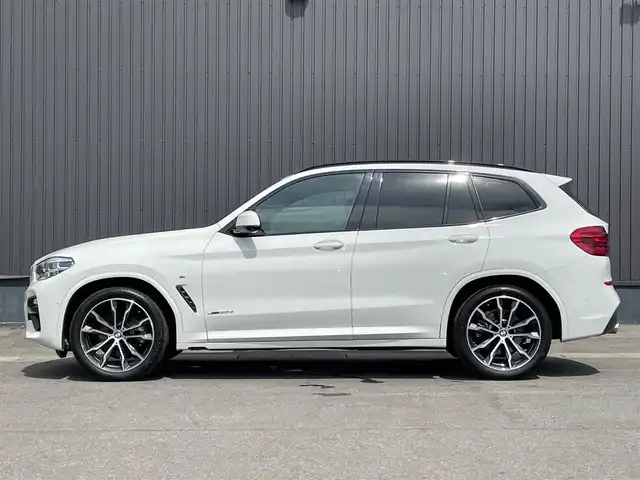 ＢＭＷ Ｘ３ xDrive20d Mスポーツ 青森県 2017(平29)年 5.1万km アルピンホワイトⅢ /4WD/パノラマサンルーフ/黒革シート/ハイラインＰＫＧ　/イノベーションＰ　/ｈａｒｍａｎｋａｒｄサウンド　/ＡＣＣ　　/HUD/全席シートヒーター　/D席メモリー付き//　前席パワーシート /純正HDDナビ　/　(フルセグＴＶ/DVD/Bt/USB//　Screen Mirroring)　/３６０°ドライビングアシストプラス　/パーキングアシストプラス　/衝突軽減ブレーキ/置くだけ充電/オートワイパー/オートマチックハイビーム/LEDライト/前後フォグランプ/パワーバックドア/ウインカーミラー /電動格納ミラー/W/サイド/カーテンエアバッグ/ABS/スマートキー・インテリキー/保証書/取説