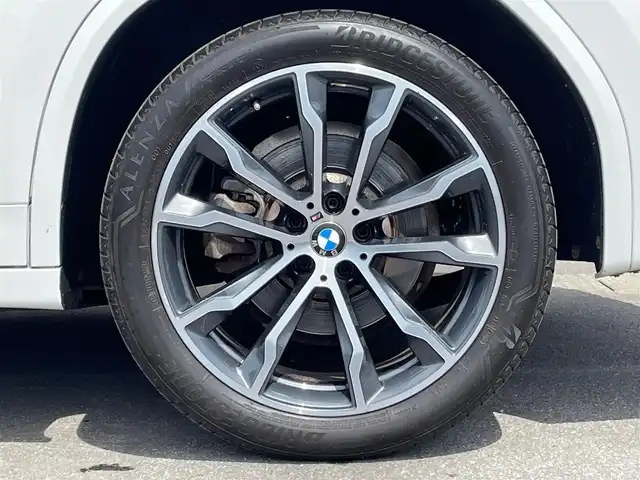 ＢＭＷ Ｘ３ xDrive20d Mスポーツ 青森県 2017(平29)年 5.1万km アルピンホワイトⅢ /4WD/パノラマサンルーフ/黒革シート/ハイラインＰＫＧ　/イノベーションＰ　/ｈａｒｍａｎｋａｒｄサウンド　/ＡＣＣ　　/HUD/全席シートヒーター　/D席メモリー付き//　前席パワーシート /純正HDDナビ　/　(フルセグＴＶ/DVD/Bt/USB//　Screen Mirroring)　/３６０°ドライビングアシストプラス　/パーキングアシストプラス　/衝突軽減ブレーキ/置くだけ充電/オートワイパー/オートマチックハイビーム/LEDライト/前後フォグランプ/パワーバックドア/ウインカーミラー /電動格納ミラー/W/サイド/カーテンエアバッグ/ABS/スマートキー・インテリキー/保証書/取説