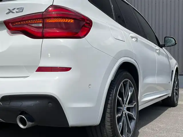 ＢＭＷ Ｘ３ xDrive20d Mスポーツ 青森県 2017(平29)年 5.1万km アルピンホワイトⅢ /4WD/パノラマサンルーフ/黒革シート/ハイラインＰＫＧ　/イノベーションＰ　/ｈａｒｍａｎｋａｒｄサウンド　/ＡＣＣ　　/HUD/全席シートヒーター　/D席メモリー付き//　前席パワーシート /純正HDDナビ　/　(フルセグＴＶ/DVD/Bt/USB//　Screen Mirroring)　/３６０°ドライビングアシストプラス　/パーキングアシストプラス　/衝突軽減ブレーキ/置くだけ充電/オートワイパー/オートマチックハイビーム/LEDライト/前後フォグランプ/パワーバックドア/ウインカーミラー /電動格納ミラー/W/サイド/カーテンエアバッグ/ABS/スマートキー・インテリキー/保証書/取説