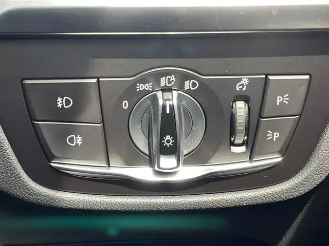 ＢＭＷ Ｘ３ xDrive20d Mスポーツ 青森県 2017(平29)年 5.1万km アルピンホワイトⅢ /4WD/パノラマサンルーフ/黒革シート/ハイラインＰＫＧ　/イノベーションＰ　/ｈａｒｍａｎｋａｒｄサウンド　/ＡＣＣ　　/HUD/全席シートヒーター　/D席メモリー付き//　前席パワーシート /純正HDDナビ　/　(フルセグＴＶ/DVD/Bt/USB//　Screen Mirroring)　/３６０°ドライビングアシストプラス　/パーキングアシストプラス　/衝突軽減ブレーキ/置くだけ充電/オートワイパー/オートマチックハイビーム/LEDライト/前後フォグランプ/パワーバックドア/ウインカーミラー /電動格納ミラー/W/サイド/カーテンエアバッグ/ABS/スマートキー・インテリキー/保証書/取説