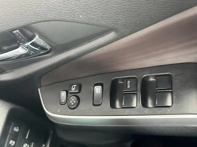 スズキ ソリオ バンディット HV MV 愛知県 2022(令4)年 5万km スピーディーブルーメタリック/ブラック2トーンルーフ 純正メモリナビ　/（DVD/CD/SmartphoneLink/BT/フルセグTV）/全方位バックカメラ　/シートヒーター　/両側パワースライドドア　/ETC2.0/ＨＵＤ　/ＶＩＥＷボタン　/クルーズコントロール（追従走行有）/衝突被害軽減システム　/レーンキープアシスト　/純正１５インチＡＷ　/ＬＥＤヘッドライト　/ドアバイザー/カーテンエアバッグ