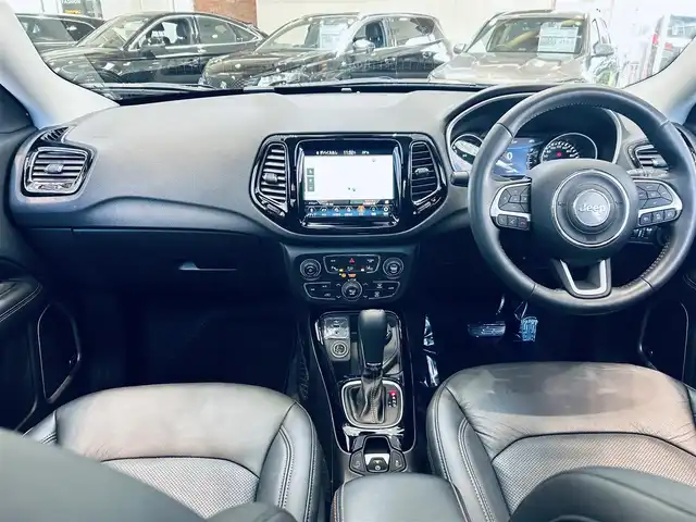 クライスラー・ジープ ジープ コンパス リミテッド 大阪府 2021(令3)年 3.5万km 白 ワンオーナー/サンルーフ/beatsサウンド/ACC/黒革/パワーシート/シートヒーター/Dシートメモリ/純正ナビ/TV/バックカメラ/applecarplay/ブラインドスポット/電動リアゲート/純正18インチAW/HIDヘッドライト