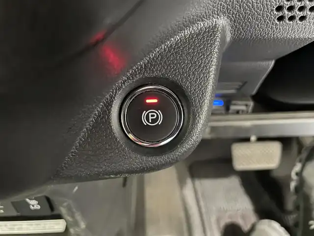 ホンダ Ｎ ＢＯＸ スラッシュ X ターボパッケージ 沖縄県 2015(平27)年 6.3万km スマートブラック (株)IDOMが運営する【じしゃロンOO店】の自社ローン専用車両になりますこちらは現金またはオートローンご利用時の価格です。自社ローンご希望の方は別途その旨お申付け下さい/・プッシュスタート　/・純正ナビ　/・バックカメラ　/・クルーズコントロール　/・純正アルミホイール　/・純正フロアマット　/・シートヒーター　/・横滑り防止装置　/・衝突被害軽減ブレーキ　/・取扱説明書　/・スマートキー