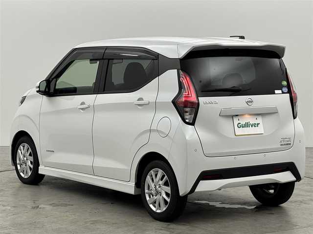 日産 デイズ HWS X プロパイロットED 福岡県 2021(令3)年 2.6万km ホワイトパール 純正９型ナビ　/全方位カメラ　/エマージェンシーブレーキ　/レーンキープ　/コーナーセンサー　/盗難防止装置　/プロパイロット　/アイドリングストップ　/オートライト　/ＬＥＤ　/ＥＴＣ　/前後ドラレコ　/純正アルミホイール