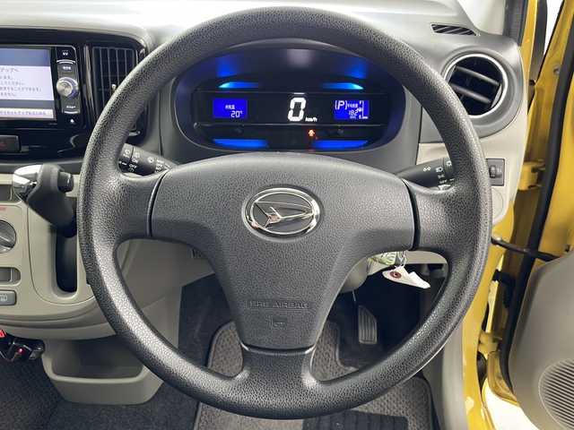 ダイハツ ミラ イース Xf リミテッドSA 道央・札幌 2016(平28)年 3.6万km フェスタイエロー ・４WD/スマートアシスト/・衝突被害軽減ブレーキ/・社外ナビ（AVIC-RW33）/・CD/DVD/SD/・バックカメラ/・リモコンキー/・横滑り防止装置/盗難防止装置/・エコアイドル/ABS/・ETC/・社外ドライブレコーダー前方（AN-R026）