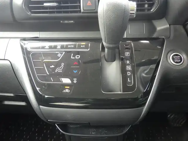 日産 ルークス ハイウェイスター X 千葉県 2020(令2)年 5.5万km アメジストパープル エマージェンシーブレーキ/両側パワースライドドア/9インチ純正SDナビ/地デジTV/【DVD/CD再生機能】/アラウンドビューモニター/ETC/LEDヘッドライト/フォグランプ/ウインカーミラー/コーナーセンサー/純正14インチアルミホイル/サイド/カーテンエアバッグ/インテリジェントキー