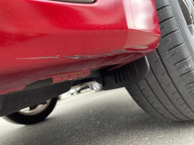 ホンダ ヴェゼル ハイブリッド Z ホンダセンシング 佐賀県 2018(平30)年 5.1万km プレミアムクリスタルレッドM ワンオーナー/純正メモリナビ/フルセグTV/・CD/DVD/SD/USB/Bluetooth/バックカメラ/前方ドライブレコーダー/ビルトインETC/電子パーキングブレーキ/BRAKE　HOLD機能/パドルシフト/ハーフレザーシート/D＋N席シートヒーター/革巻きステアリング/ステアリングリモコン/純正17インチアルミホイール/純正LEDヘッドライト/純正LEDフォグライト/純正フロアマット/純正ドアバイザ―/新車保証書/取扱説明書/スペアキー１本/ホンダセンシング/・アダプティブクルーズコントロール/・路外逸脱抑制システム/・衝突軽減ブレーキ/・先行車発進お知らせ機能/・リアクティブフォースペダル/・標識認識機能