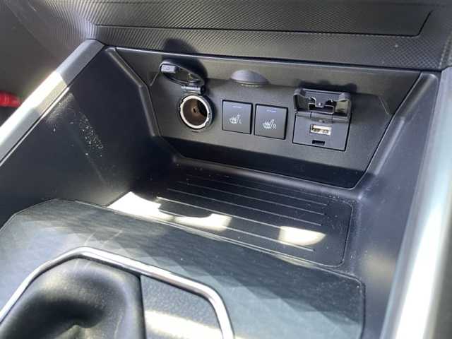 トヨタ ライズ Z 神奈川県 2023(令5)年 1.3万km マスタードイエローマイカメタリック ワンオーナー/4WDターボ/寒冷地仕様/純正メモリナビ【NSZT-Y68T】/・DTV/BT/CD/DVD/USB/HDMI/バックカメラ/コーナーセンサー/前席シートヒーター/追従機能付きクルーズコントロール/ビルトインETC2.0/レーンキープコントロール/ウインドシールドデアイサースイッチ/前後ドライブレコーダー/アイドリングストップ/オートマチックハイビーム/プッシュEgスタート/ストップ/スマートキー×2/純正LEDヘッドライト/フォグランプ/シーケンシャルウィンカー/ドアバイザー/純正フロアマット/取扱説明書/ナビ取扱説明書/新車時保証書