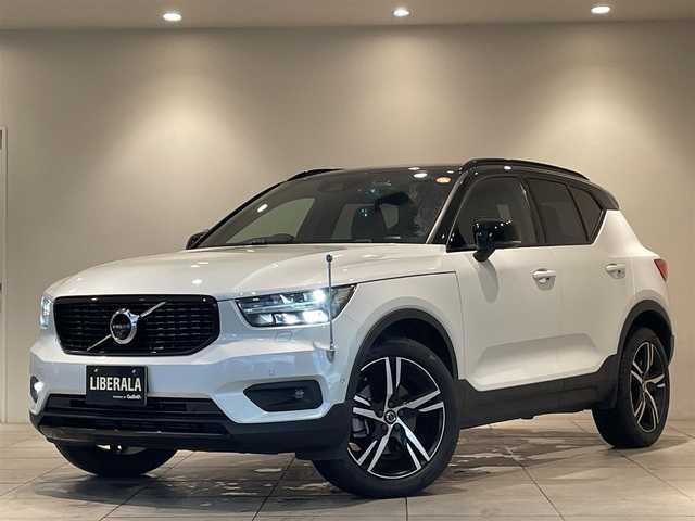 ボルボ ＸＣ４０ T4 AWD Rデザイン 愛知県 2020(令2)年 2.9万km 白 純正ナビ　/Ｂｌｕｅｔｏｏｔｈ　/ＡｐｐｌｅＣａｒＰｌａｙ　/ＡｎｄｒｏｉｄＡｕｔｏ　/３６０度カメラ/フルセグTV　/ハーフレザー　/シートヒーター　/ＡＣＣ　/ＬＫＡ　/ＢＳＭ　/ドライブレコーダー　/ＥＴＣ/プッシュスタート/アイドリングストップ/ウィンカーミラー