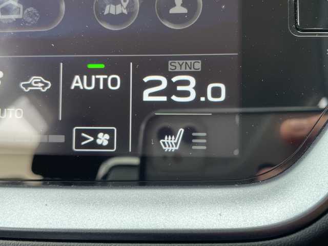 スバル レヴォーグ 1．8GT－H EX 三重県 2022(令4)年 1.3万km クリスタルホワイトP 登録時12294km/禁煙車/メーカーオプションナビ/・フルセグ・Bluetooth・Applecarplay・AndoroidAuto/・USB・AUX・AM/FM/アイサイト/・プリクラッシュブレーキ・レーダークルーズコントロール/・エマージェンシーレーンキープアシスト/・車線逸脱防止機能・先行車発進お知らせ機能/・スバルリヤビークルディテクション/・ステアリング連動ヘッドランプ/・後退時ブレーキアシスト/前方ドラレコ/バックカメラ/サイドカメラ/パドルシフト/簡易MTモード付ATシフト/アイドリングストップ/電動パーキングブレーキ/オートビークルホールド/ビルドインETC/スマートキー/プッシュスタート/スペアキー