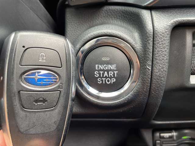 スバル レヴォーグ 1．8GT－H EX 三重県 2022(令4)年 1.3万km クリスタルホワイトP 登録時12294km/禁煙車/メーカーオプションナビ/・フルセグ・Bluetooth・Applecarplay・AndoroidAuto/・USB・AUX・AM/FM/アイサイト/・プリクラッシュブレーキ・レーダークルーズコントロール/・エマージェンシーレーンキープアシスト/・車線逸脱防止機能・先行車発進お知らせ機能/・スバルリヤビークルディテクション/・ステアリング連動ヘッドランプ/・後退時ブレーキアシスト/前方ドラレコ/バックカメラ/サイドカメラ/パドルシフト/簡易MTモード付ATシフト/アイドリングストップ/電動パーキングブレーキ/オートビークルホールド/ビルドインETC/スマートキー/プッシュスタート/スペアキー