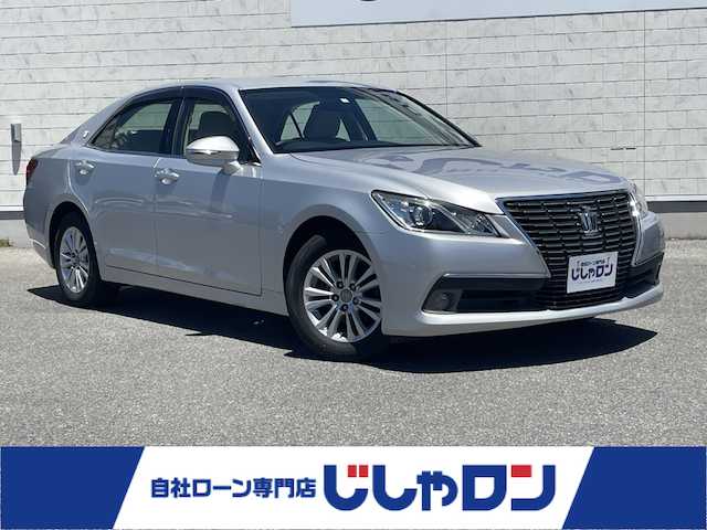 トヨタ クラウン ロイヤル ロイヤル 佐賀県 2014(平26)年 10.4万km シルバーM （株)IDOMが運営する【じしゃロン佐賀店】の自社ローン専用車両になります。/こちらは現金またはオートローンご利用時の価格です。自社ローンご希望の方は別途その旨お申付け下さい/・２１０系クラウン　/・シルバーＭ　/・内装ベージュ　/・２５００ＣＣ　/・純正１６インチアルミ