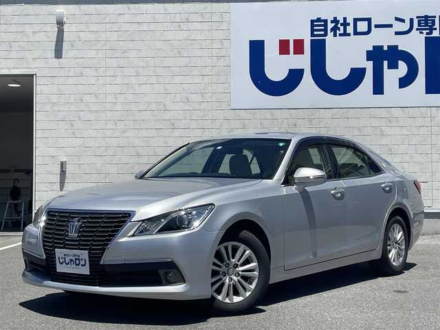 トヨタ クラウン ロイヤル ロイヤル 佐賀県 2014(平26)年 10.4万km シルバーM （株)IDOMが運営する【じしゃロン佐賀店】の自社ローン専用車両になります。/こちらは現金またはオートローンご利用時の価格です。自社ローンご希望の方は別途その旨お申付け下さい/・２１０系クラウン　/・シルバーＭ　/・内装ベージュ　/・２５００ＣＣ　/・純正１６インチアルミ