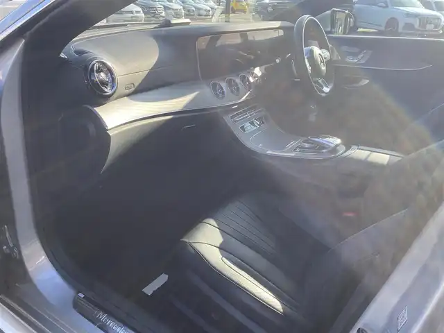 メルセデス・ベンツ ＣＬＳ２２０ｄ スポーツ エクスクルーシブPKG 福岡県 2018(平30)年 4.2万km シルバー ・ヘッドアップディスプレイ/・置くだけ充電/・全席シートヒーター/・全方位カメラ/・レーダーセーフティパッケージ/・AppleCarPlay/AndroidAuto/・ETC/・フルセグTV/・サンルーフ/・エアシート前席/・ドラレコ前後付