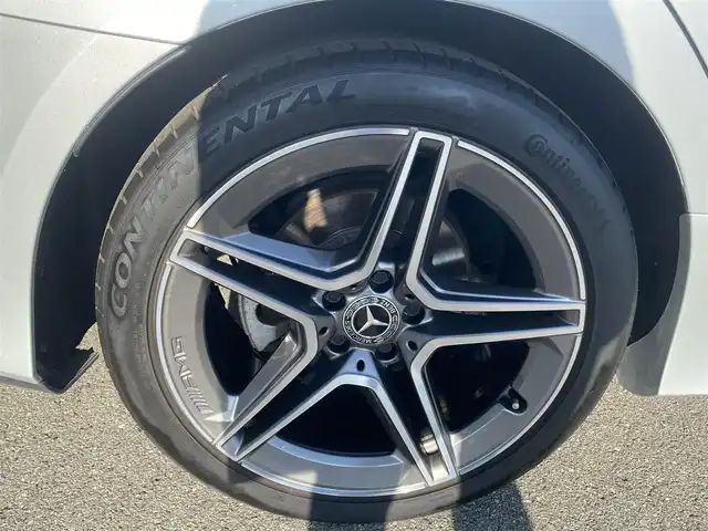メルセデス・ベンツ ＣＬＳ２２０ｄ スポーツ エクスクルーシブPKG 福岡県 2018(平30)年 4.2万km シルバー ・ヘッドアップディスプレイ/・置くだけ充電/・全席シートヒーター/・全方位カメラ/・レーダーセーフティパッケージ/・AppleCarPlay/AndroidAuto/・ETC/・フルセグTV/・サンルーフ/・エアシート前席/・ドラレコ前後付