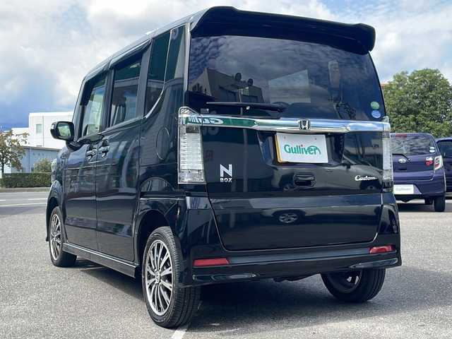 ホンダ Ｎ ＢＯＸ カスタム ターボ SSパッケージ 福島県 2015(平27)年 7.8万km スマートブラック ４WD/社外ＳＤナビ/（FM/AM/DVD/SD/USB/Bluetooth）/バックカメラ/フルセグTV/LEDヘッドライト/オートライト/アイドリングストップ/横滑り防止装置/プッシュスタート/スマートキー/フロアマット/ドライブレコーダー/純正15インチAW