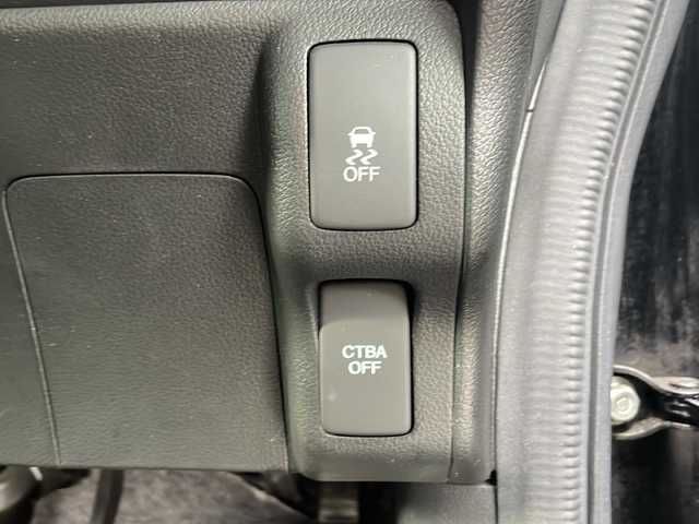 ホンダ Ｎ ＢＯＸ カスタム ターボ SSパッケージ 福島県 2015(平27)年 7.8万km スマートブラック ４WD/社外ＳＤナビ/（FM/AM/DVD/SD/USB/Bluetooth）/バックカメラ/フルセグTV/LEDヘッドライト/オートライト/アイドリングストップ/横滑り防止装置/プッシュスタート/スマートキー/フロアマット/ドライブレコーダー/純正15インチAW
