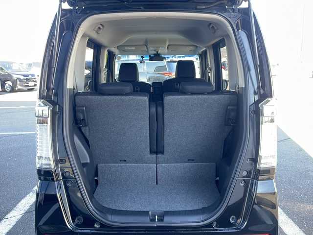 ホンダ Ｎ ＢＯＸ カスタム ターボ SSパッケージ 道東・釧路十勝 2015(平27)年 7.8万km スマートブラック ・４WD/・ターボ/・社外ＳＤメモリナビ/（FM AM DVD CD SD フルセグ Bluetooth）/・バックカメラ/・パドルシフト/・オートライト/・ETC/・衝突軽減システム（CTBA）/・前席シートヒーター/・ヒーテッドドアミラー/・アイドリングストップ/・横滑り防止装置/・スマートキー/・プッシュスタート/・純正ロアマット/・社外前方ドライブレコーダー/・純正15インチアルミホイール