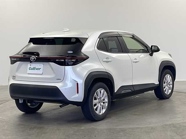 トヨタ ヤリスクロス G 栃木県 2021(令3)年 4.7万km ホワイトパールクリスタルシャイン ４WD/トヨタセーフティセンス/・プリクラッシュセーフティ/・レーントレーシングアシスト/・レーンディパーチャーアラート/・ロードサインアシスト/・レーダークルーズコントロール/・オートマチックハイビーム/・先行車発進アラーム/・プロアクティブドライビングアシスト/・レーンチェンジアシスト/・フロントクロストラフィックアラート/純正ディスプレイオーディオ/ Bluetooth/AM/FM/Miracast/バックカメラ/ビルトインETC/前後方ドライブレコーダー/シートヒーター/ステアリングヒーター/オートライト/電格ウィンカーミラー