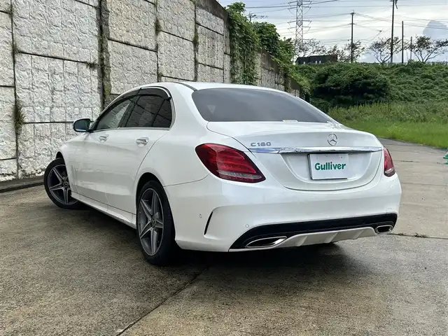 メルセデス・ベンツ Ｃ１８０ ローレウスエディション 長崎県 2018(平30)年 3.7万km ダイヤモンドホワイト 純正HDDナビ/（CD/BT/フルセグ）/バックカメラ/衝突軽減ブレーキ/レーンアシスト/ブラインドスポットモニター/コーナーセンサー/クルーズコントロール/ETC/パワーシート/シートヒーター/ドライブレコーダー/純正18インチAW
