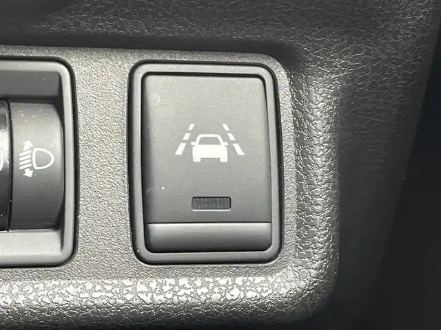 日産 ノート X エアロS エマージェンシーB 千葉県 2014(平26)年 3.7万km シャイニングブルー 純正メモリナビ/(フルセグTV/BT/CD/DVD/FM/AM)/バックカメラ/衝突被害軽減システム/車線逸脱警報/横滑り防止装置/ETC/アイドリングストップ/電動格納ミラー/プッシュスタート/スマートキー/フロアマット/取扱説明書