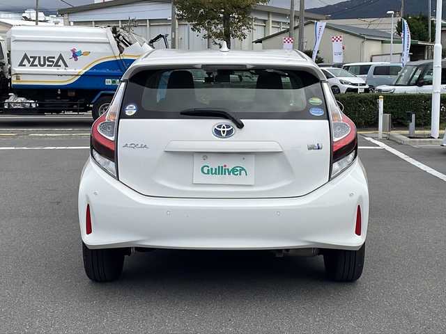 トヨタ アクア S ビジネスパッケージ 長野県 2020(令2)年 3.8万km スーパーホワイトⅡ 禁煙車/純正SDナビ/（NSCN-W68）/ワンセグＴＶ/ＢｌｕｅｔｏｏｔｈＡｕｄｉｏ/オートマチックハイビーム/レーン逸脱警報装置/ステアリングスイッチ/衝突軽減ブレーキ/コーナーセンサー/ビルトインETC/前方ドラレコ/横滑り防止/スマートキー/オートライト/スペアキー×１/Wエアバッグ/ABS