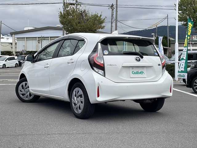 トヨタ アクア S ビジネスパッケージ 長野県 2020(令2)年 3.8万km スーパーホワイトⅡ 禁煙車/純正SDナビ/（NSCN-W68）/ワンセグＴＶ/ＢｌｕｅｔｏｏｔｈＡｕｄｉｏ/オートマチックハイビーム/レーン逸脱警報装置/ステアリングスイッチ/衝突軽減ブレーキ/コーナーセンサー/ビルトインETC/前方ドラレコ/横滑り防止/スマートキー/オートライト/スペアキー×１/Wエアバッグ/ABS