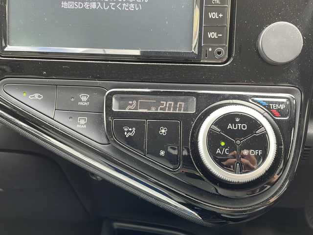 トヨタ アクア S ビジネスパッケージ 長野県 2020(令2)年 3.8万km スーパーホワイトⅡ 禁煙車/純正SDナビ/（NSCN-W68）/ワンセグＴＶ/ＢｌｕｅｔｏｏｔｈＡｕｄｉｏ/オートマチックハイビーム/レーン逸脱警報装置/ステアリングスイッチ/衝突軽減ブレーキ/コーナーセンサー/ビルトインETC/前方ドラレコ/横滑り防止/スマートキー/オートライト/スペアキー×１/Wエアバッグ/ABS