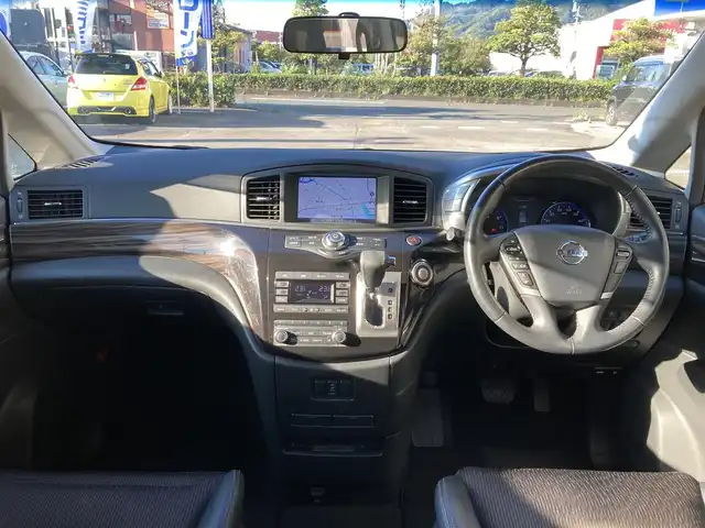 日産 エルグランド 250ハイウェイスターS 静岡県 2017(平29)年 11.6万km メタルグレー (株)IDOMが運営する【じしゃロン焼津店】の自社ローン専用車両になります。こちらは現金またはオートローンご利用時の価格です。自社ローンご希望の方は別途その旨お申付け下さい　/純正ＨＤＤナビ/（フルセグＴＶ/Ｂｌｕｅｔｏｏｔｈ接続/ＣＤ/ＤＶＤ）/フリップダウンモニター/片側パワースライドドア/３６０°カメラ/ＥＴＣ/ビルシュタイン車高調/ＲＡＹＳ製２０インチＡＷ/プッシュスタート＆スマートキー