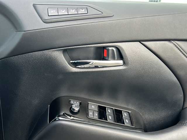 トヨタ ヴェルファイア Z Gエディション 秋田県 2019(令1)年 8.3万km ホワイトパールクリスタルシャイン 4WD/車高調/社外フルエアロ/寒冷地仕様/プリクラッシュセーフティ/クルーズコントロール/レーンキープアシスト/横滑り防止装置/オートマチックハイビーム/前後コーナーセンサー/前方ドライブレコーダー/室内ドライブレコーダー/ALPINE11インチナビ/（Bluetooth/フルセグ/AM/FM/DVD)/ALPINEフリップダウンモニター/キャプテンシート/両側パワースライドドア/電動リアゲート/nanoe/アイドリングストップ/ETC/ステリングスイッチ/ステアリングヒーター/レザーシート/前席・2列目パワーシート/前席シートヒーター・エアシート/D席メモリー付きシート/スマートキー×２/電動格納ミラー/ドアバイザー/純正アルミホイール