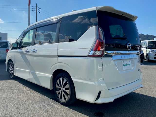 日産 セレナ ハイウェイスター 兵庫県 2017(平29)年 8.9万km ブリリアントホワイトパール 純正ナビ（AM/FM/BT/DVD/AUX)/・フルセグTV/アラウンドビューモニター/パーキングアシスト/衝突軽減システム/横滑り防止/アイドリングストップ/追従付きクルーズコントロール/セーフティーシールド/ステアリングスイッチ/両側パワースライドドア/純正マット/フリップダウンモニター/ウォークスルー/ビルトインETC/ドライブレコーダー/デジタルインナー/プロパイロット