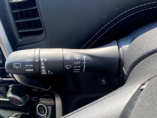 日産 セレナ ハイウェイスター 兵庫県 2017(平29)年 8.9万km ブリリアントホワイトパール 純正ナビ（AM/FM/BT/DVD/AUX)/・フルセグTV/アラウンドビューモニター/パーキングアシスト/衝突軽減システム/横滑り防止/アイドリングストップ/追従付きクルーズコントロール/セーフティーシールド/ステアリングスイッチ/両側パワースライドドア/純正マット/フリップダウンモニター/ウォークスルー/ビルトインETC/ドライブレコーダー/デジタルインナー/プロパイロット