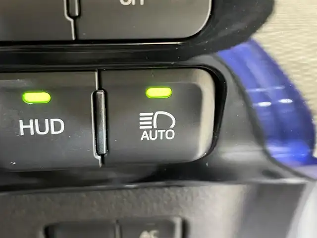 トヨタ プリウス A ツーリングセレクション 岩手県 2016(平28)年 16.1万km ダークブルーマイカM ４WD/ヘッドアップディスプレイ/パーキングアシスト/AC100V1500Wアクセサリーコンセント/トヨタセーフティセンスP/プリクラッシュセーフティ/レーダークルーズコントロール/レーンディパーチャーアラート/オートマチックハイビーム/クリアランスソナー/パーキングサポートブレーキ/ブラインドスポットモニター/前席シートヒーター/ALPINEビッグX９インチナビ/フルセグTV/バックカメラ/ETC/LEDヘッドランプ/LEDフォグランプ/純正アルミホイール積み込み有