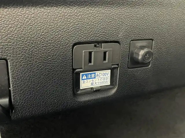 トヨタ プリウス A ツーリングセレクション 岩手県 2016(平28)年 16.1万km ダークブルーマイカM ４WD/ヘッドアップディスプレイ/パーキングアシスト/AC100V1500Wアクセサリーコンセント/トヨタセーフティセンスP/プリクラッシュセーフティ/レーダークルーズコントロール/レーンディパーチャーアラート/オートマチックハイビーム/クリアランスソナー/パーキングサポートブレーキ/ブラインドスポットモニター/前席シートヒーター/ALPINEビッグX９インチナビ/フルセグTV/バックカメラ/ETC/LEDヘッドランプ/LEDフォグランプ/純正アルミホイール積み込み有