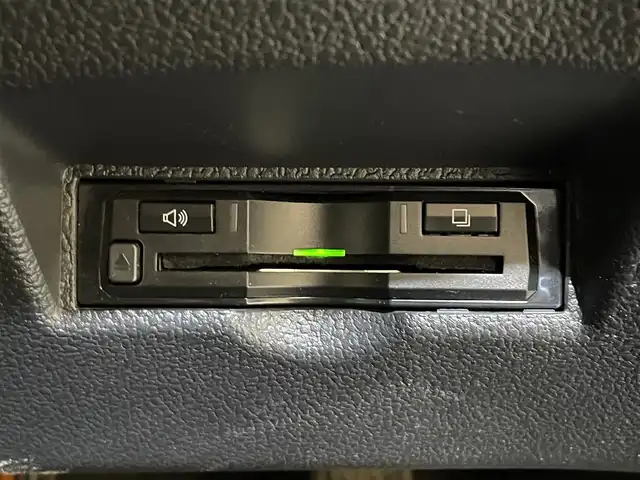 トヨタ プリウス A ツーリングセレクション 岩手県 2016(平28)年 16.1万km ダークブルーマイカM ４WD/ヘッドアップディスプレイ/パーキングアシスト/AC100V1500Wアクセサリーコンセント/トヨタセーフティセンスP/プリクラッシュセーフティ/レーダークルーズコントロール/レーンディパーチャーアラート/オートマチックハイビーム/クリアランスソナー/パーキングサポートブレーキ/ブラインドスポットモニター/前席シートヒーター/ALPINEビッグX９インチナビ/フルセグTV/バックカメラ/ETC/LEDヘッドランプ/LEDフォグランプ/純正アルミホイール積み込み有