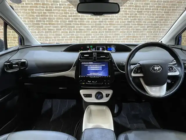 トヨタ プリウス A ツーリングセレクション 岩手県 2016(平28)年 16.1万km ダークブルーマイカM ４WD/ヘッドアップディスプレイ/パーキングアシスト/AC100V1500Wアクセサリーコンセント/トヨタセーフティセンスP/プリクラッシュセーフティ/レーダークルーズコントロール/レーンディパーチャーアラート/オートマチックハイビーム/クリアランスソナー/パーキングサポートブレーキ/ブラインドスポットモニター/前席シートヒーター/ALPINEビッグX９インチナビ/フルセグTV/バックカメラ/ETC/LEDヘッドランプ/LEDフォグランプ/純正アルミホイール積み込み有