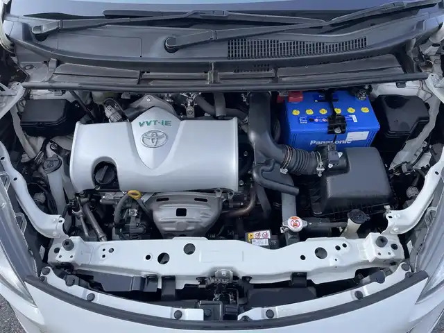 トヨタ シエンタ G クエロ 滋賀県 2019(令1)年 2.4万km ホワイトパールクリスタルシャイン 純正SDナビ/(CD フルセグTV Bluetooth)/バックカメラ/衝突軽減ブレーキ/車線逸脱警報/ドライブレコーダー/ETC/両側パワースライドドア/革巻きステアリング/ステアリングリモコン/プッシュスタート/スマートキー/純正フロアマット/電動格納ミラー/ウインカーミラー