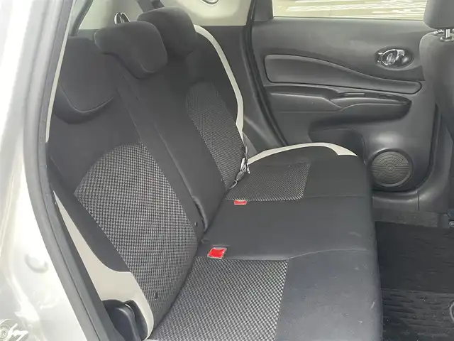 日産 ノート X 長野県 2018(平30)年 12.2万km ブリリアントシルバー 社外ナビ/ＣＤ・ＤＶＤ再生/フルセグＴＶ/エマージェンシーブレーキ/前後ドライブレコーダー/バックカメラ/アイドリングストップ/オートライト/スマートキー/ETC