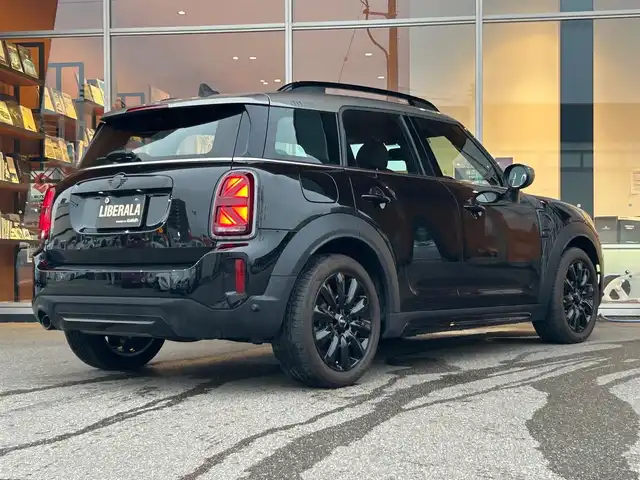 ＭＩＮＩ ＢＭＷ ミニ クロスオーバー クーパー D オール4 シャドーED 富山県 2021(令3)年 3.6万km ミッドナイト・ブラック・メタリック ワンオーナー /特別仕様車 /前後ドラレコ /AppleCarPlay/ワイヤレス充電/インテリジェントセーフティ /4WD /パワーバックドア /アイドリングストップ /バックモニター /シートヒーター /LEDオートライト /スマートキー /ETC/アイドリングストップ