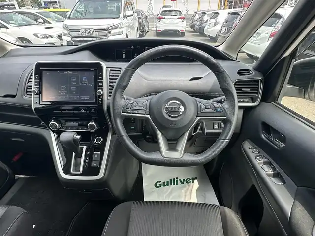 日産 セレナ ハイウェイスターVセレクションⅡ 群馬県 2019(平31)年 6.6万km ブリリアントホワイトパール プロパイロット/エマージェンシーブレーキ/車線逸脱防止支援/標識表示/クリアランスソナー/インテリジェントパーキングアシスト/純正9型SDナビゲーション【MM518D-L】/BT CD DVD Blu-ray SD フルセグTV/アラウンドビューモニター/純正フリップダウンモニター/ETC/前方ドライブレコーダー/両側パワースライドドア/革巻きステアリング/ステアリングリモコン/電子パーキング/AUTO HOLD機能/純正フロアマット/純正16インチアルミホイール/LEDヘッドライト/オートハイビーム