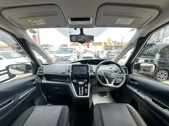 日産 セレナ ハイウェイスターVセレクションⅡ 群馬県 2019(平31)年 6.6万km ブリリアントホワイトパール プロパイロット/エマージェンシーブレーキ/車線逸脱防止支援/標識表示/クリアランスソナー/インテリジェントパーキングアシスト/純正9型SDナビゲーション【MM518D-L】/BT CD DVD Blu-ray SD フルセグTV/アラウンドビューモニター/純正フリップダウンモニター/ETC/前方ドライブレコーダー/両側パワースライドドア/革巻きステアリング/ステアリングリモコン/電子パーキング/AUTO HOLD機能/純正フロアマット/純正16インチアルミホイール/LEDヘッドライト/オートハイビーム
