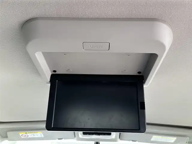 日産 セレナ ハイウェイスターVセレクションⅡ 群馬県 2019(平31)年 6.6万km ブリリアントホワイトパール プロパイロット/エマージェンシーブレーキ/車線逸脱防止支援/標識表示/クリアランスソナー/インテリジェントパーキングアシスト/純正9型SDナビゲーション【MM518D-L】/BT CD DVD Blu-ray SD フルセグTV/アラウンドビューモニター/純正フリップダウンモニター/ETC/前方ドライブレコーダー/両側パワースライドドア/革巻きステアリング/ステアリングリモコン/電子パーキング/AUTO HOLD機能/純正フロアマット/純正16インチアルミホイール/LEDヘッドライト/オートハイビーム