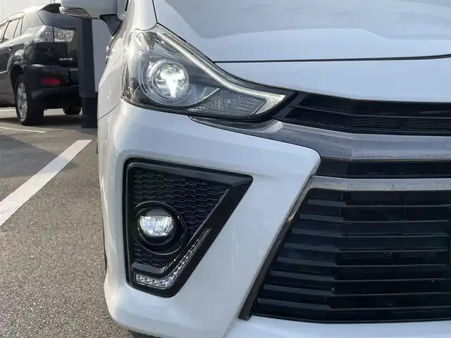 トヨタ プリウス α S ツーリングセレクション G’s 香川県 2016(平28)年 7万km ホワイトパールクリスタルシャイン 登録時走行距離：69939km/ディーラー純正8型SDナビ/　CD DVD BT フルセグTV/バックカメラ/グレード専用セミバケッドハーフレザーシート/ビルトインETC/LEDヘッドライト/オートライト/フォグランプ/革巻きステアリング/ステアリングスイッチ/プッシュスタート/スマートキー/スペアキー