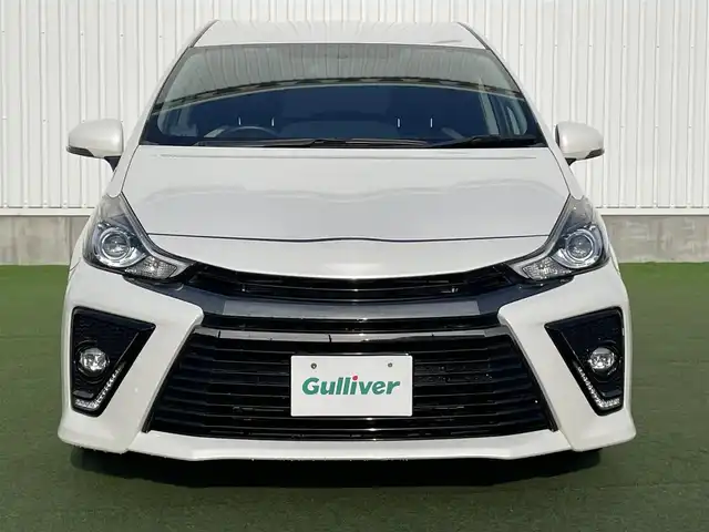 トヨタ プリウス α S ツーリングセレクション G’s 香川県 2016(平28)年 7万km ホワイトパールクリスタルシャイン 登録時走行距離：69939km/ディーラー純正8型SDナビ/　CD DVD BT フルセグTV/バックカメラ/グレード専用セミバケッドハーフレザーシート/ビルトインETC/LEDヘッドライト/オートライト/フォグランプ/革巻きステアリング/ステアリングスイッチ/プッシュスタート/スマートキー/スペアキー