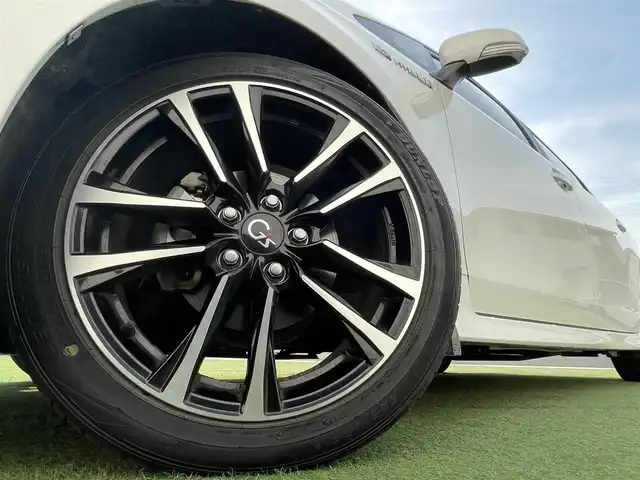 トヨタ プリウス α S ツーリングセレクション G’s 香川県 2016(平28)年 7万km ホワイトパールクリスタルシャイン 登録時走行距離：69939km/ディーラー純正8型SDナビ/　CD DVD BT フルセグTV/バックカメラ/グレード専用セミバケッドハーフレザーシート/ビルトインETC/LEDヘッドライト/オートライト/フォグランプ/革巻きステアリング/ステアリングスイッチ/プッシュスタート/スマートキー/スペアキー