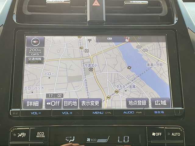 トヨタ プリウス A ツーリングセレクション 岐阜県 2016(平28)年 6.8万km グレーメタリック 純正ＳＤナビ　/ドライブレコーダー　/バックカメラ　/ＥＴＣ　/クルーズコントロール　/衝突軽減システム　/盗難防止装置　/前後コーナーセンサー　/レーンキープアシスト/パーキングアシスト/ＬＥＤヘッドライト　/オートハイビーム　/レザーシート　/プッシュスタート/純正17インチアルミホイール/純正フロアマット