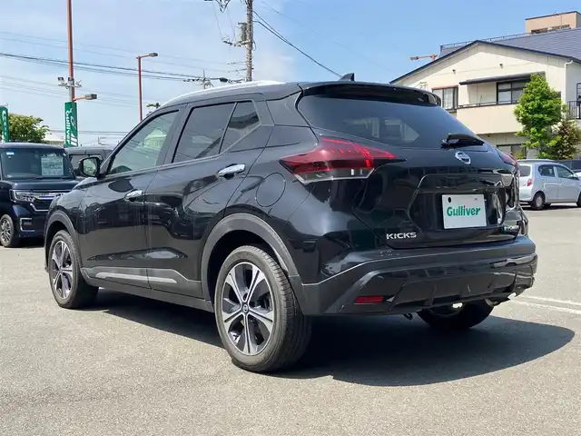 日産 キックス X 静岡県 2021(令3)年 3.6万km ピュアブラック エンジンスタートボタン/スマートキー/スペアキー１本/取扱説明書/パワーウィンドウ/パワーステアリング/クルーズコントロール/ETC/USB入力端子/バックカメラ/SDナビ/フロアマット/純正アルミホイール/ルーフレール/ABS/横滑り防止装置/コーナーセンサー前後/オートライト/LEDライト/Wプラスサイドエアバック/衝突軽減システム