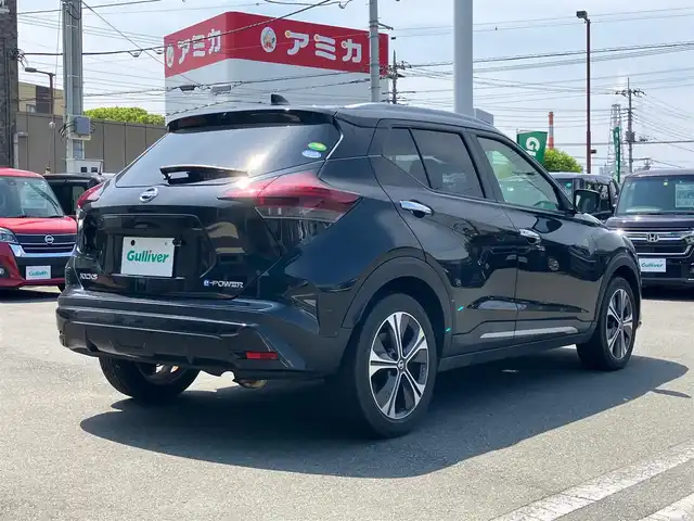 日産 キックス X 静岡県 2021(令3)年 3.6万km ピュアブラック エンジンスタートボタン/スマートキー/スペアキー１本/取扱説明書/パワーウィンドウ/パワーステアリング/クルーズコントロール/ETC/USB入力端子/バックカメラ/SDナビ/フロアマット/純正アルミホイール/ルーフレール/ABS/横滑り防止装置/コーナーセンサー前後/オートライト/LEDライト/Wプラスサイドエアバック/衝突軽減システム